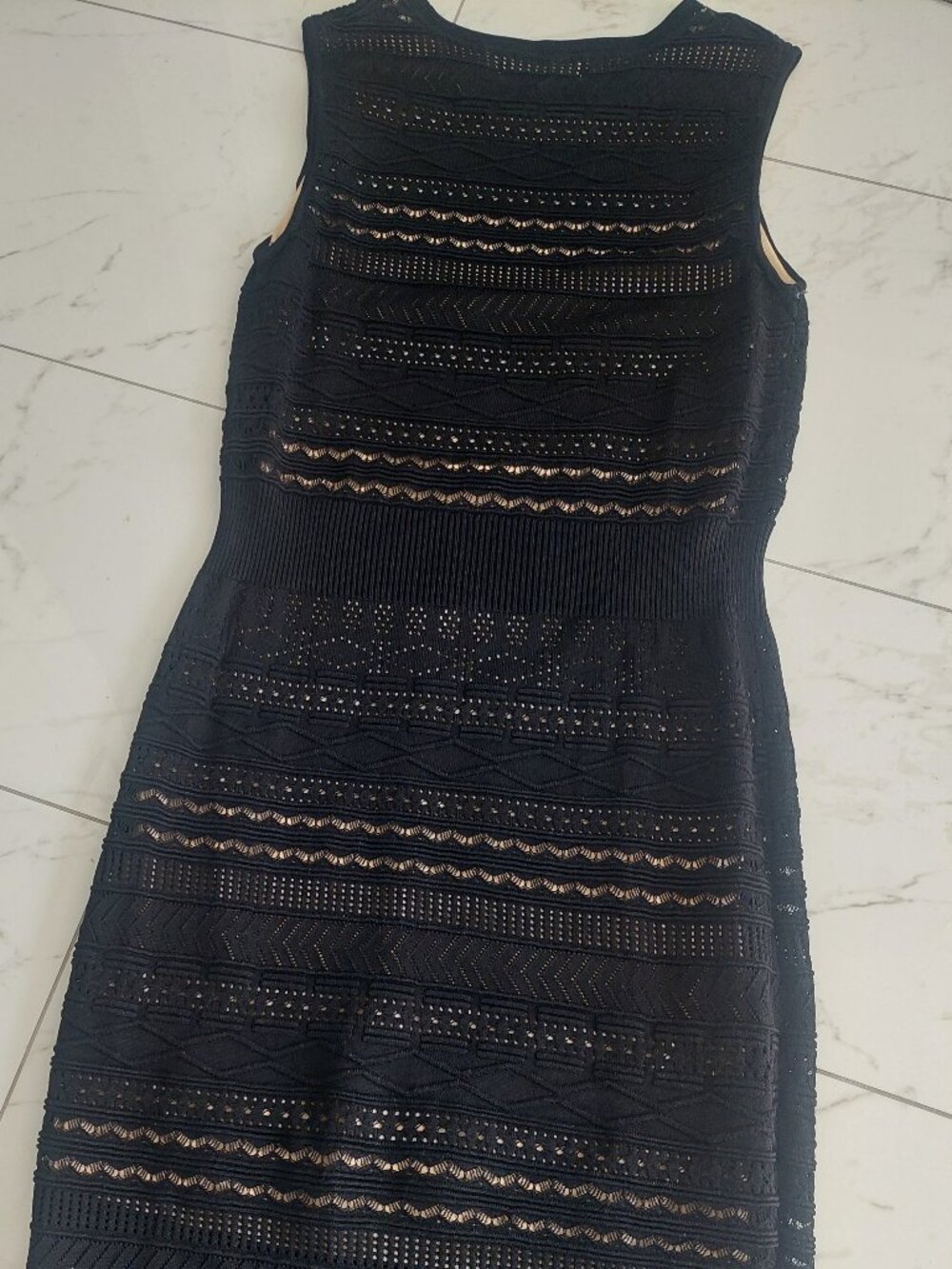 John & Jenn Black Cobra Shimmer Knit Midi Dress EUC - Picture 3 of 6